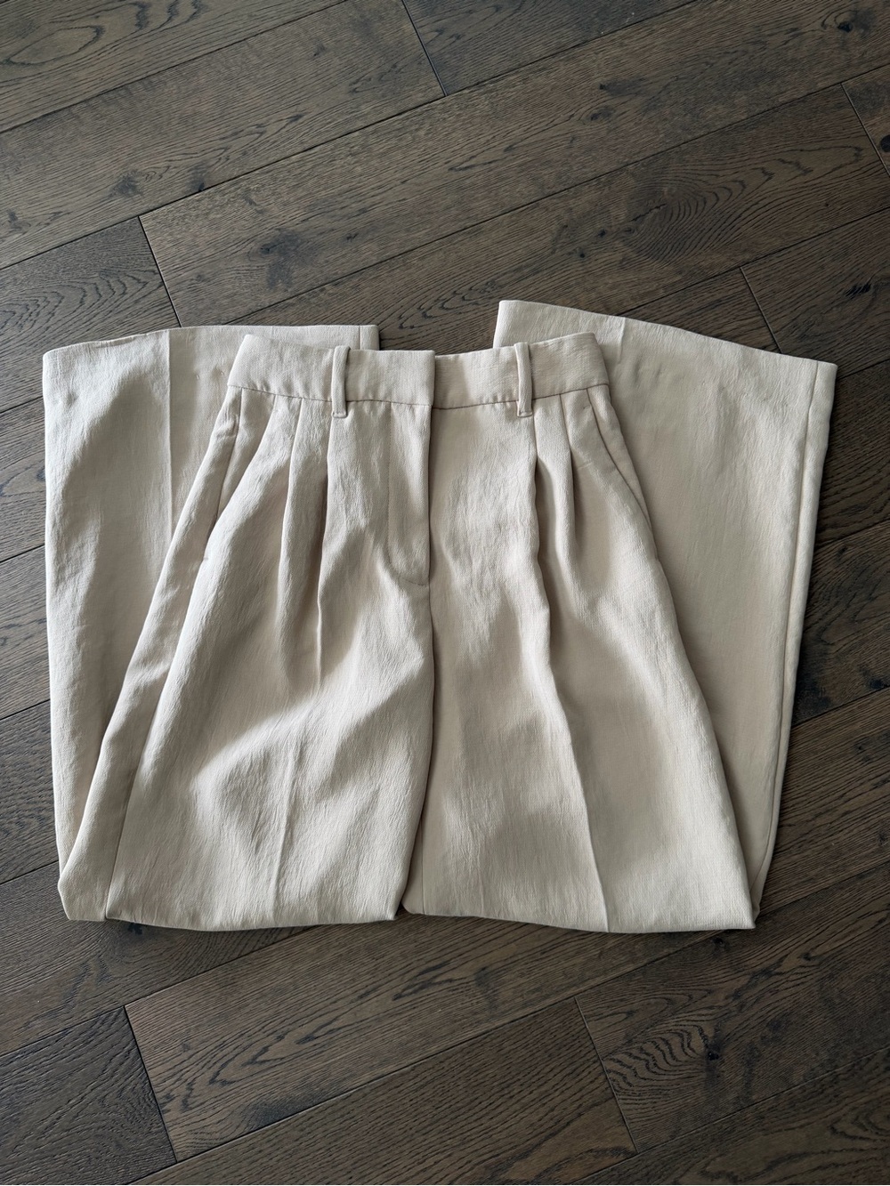 🤍Aritzia Effortless Pants XXS Beige